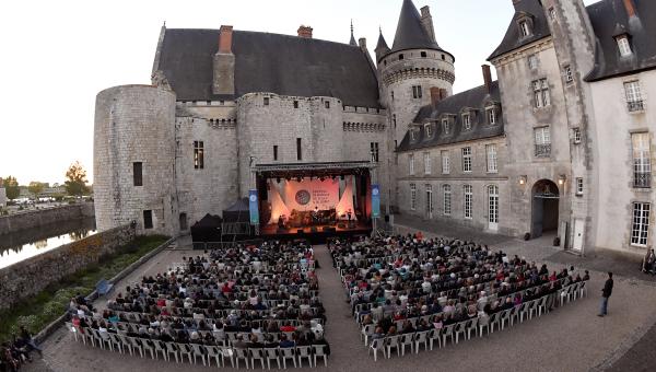Festival de musique de Sully et du Loiret 2019 - Concert de Manu Dibango à Sully-sur-Loire