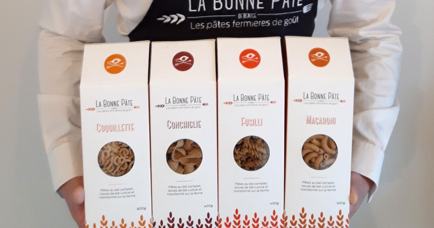 Spécialités gastronomiques du Loiret - portraits de deux agriculteurs innovants - 4 paquets de pâtes