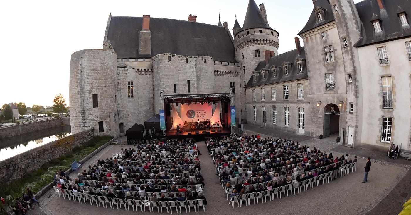 Festival de musique de Sully et du Loiret 2019 - Concert de Manu Dibango à Sully-sur-Loire