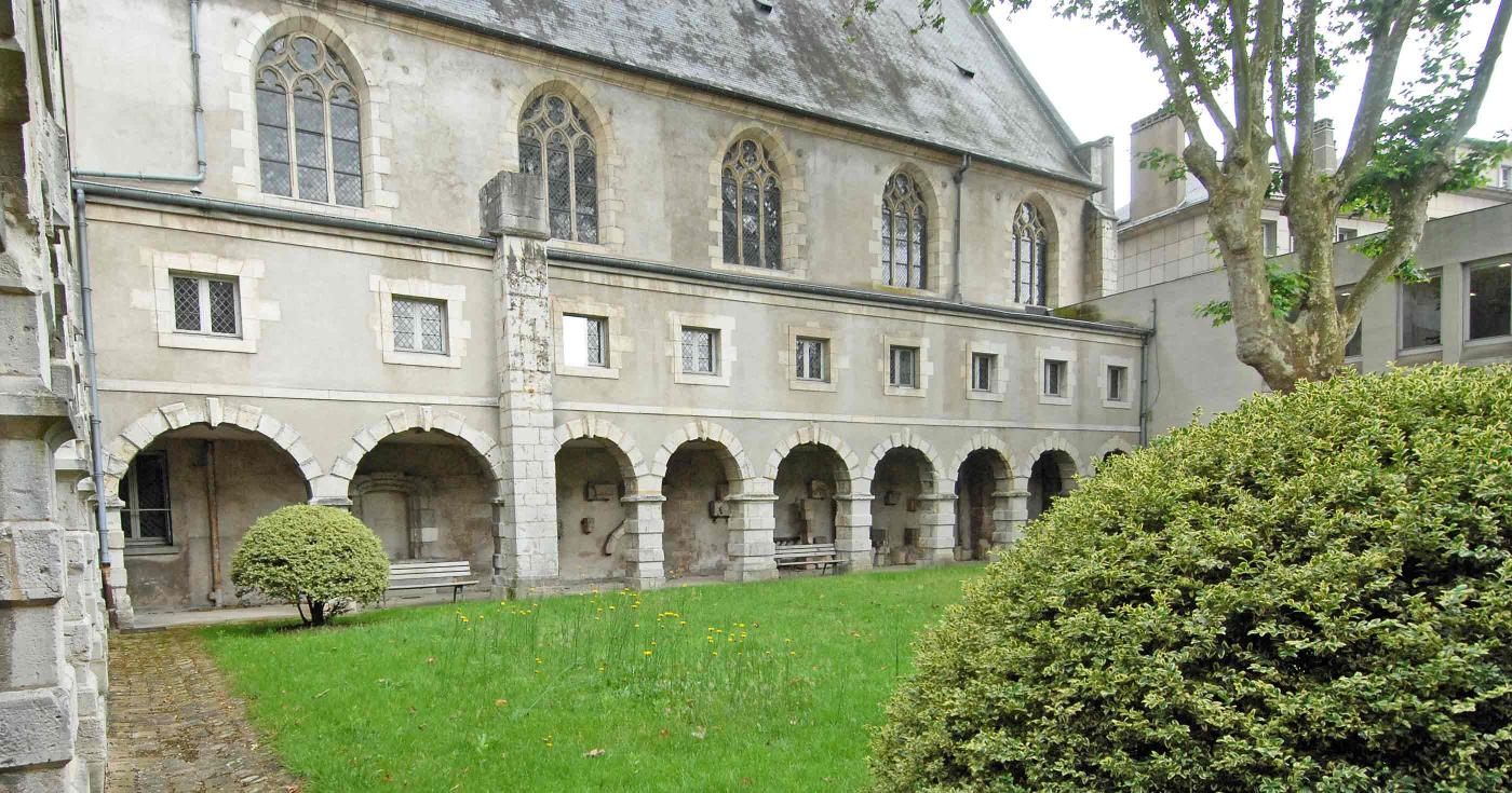 Loiret : réouverture des Archives départementales - couvent des Minimes