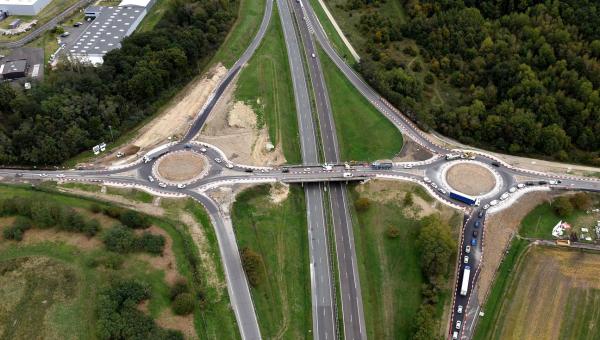 Vue aérienne du nouvel échangeur de Fay-aux-Loges