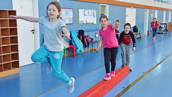 Le préfet du Loiret annule tous les forum des associations ! poutre