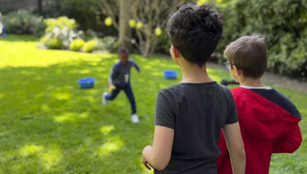 Enfants de la Maison de l'enfance d'Orléans