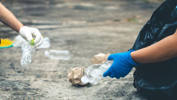 Bouteille en plastique