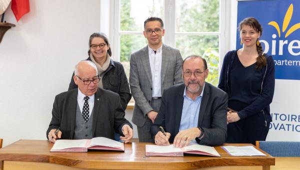 Signature de la convention pour la rénovation de l'église Saint-Étienne de Briare