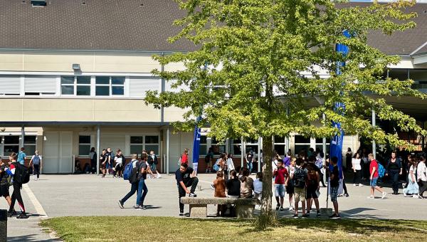 Jour de rentrée au collège Lucie-Aubrac de Villemandeur