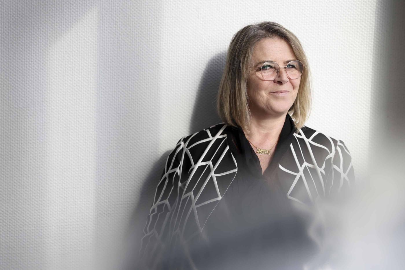 Photo portrait de Graziella, 50 ans, agente d’accueil dans un collège