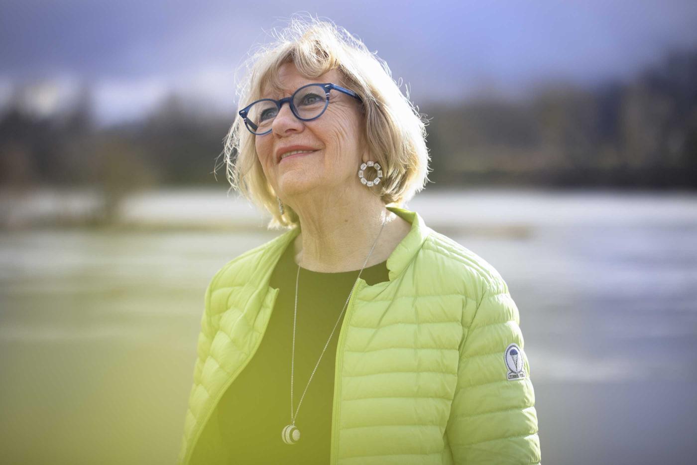 Photo portrait de Martine, 73 ans, mission Loire à la mairie d’Orléans 