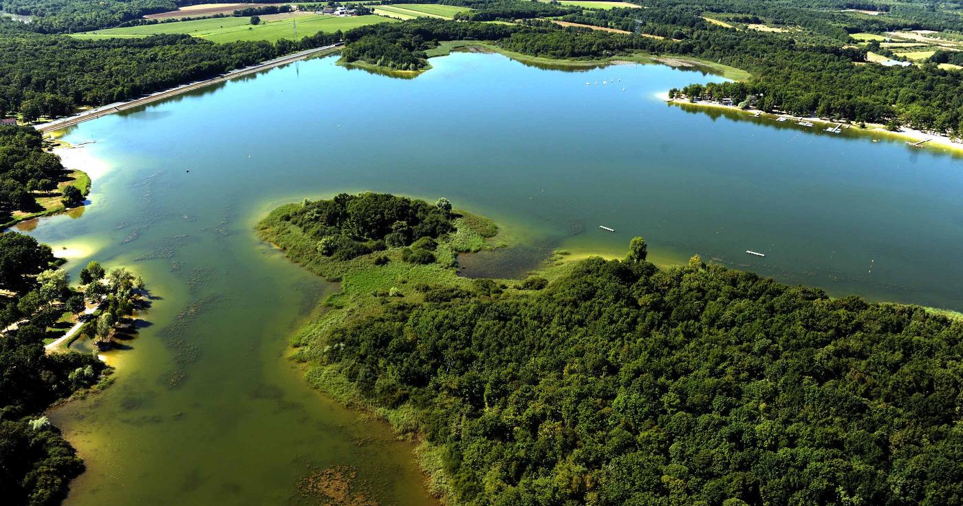 Vue aérienne du parc de l'étang du puits