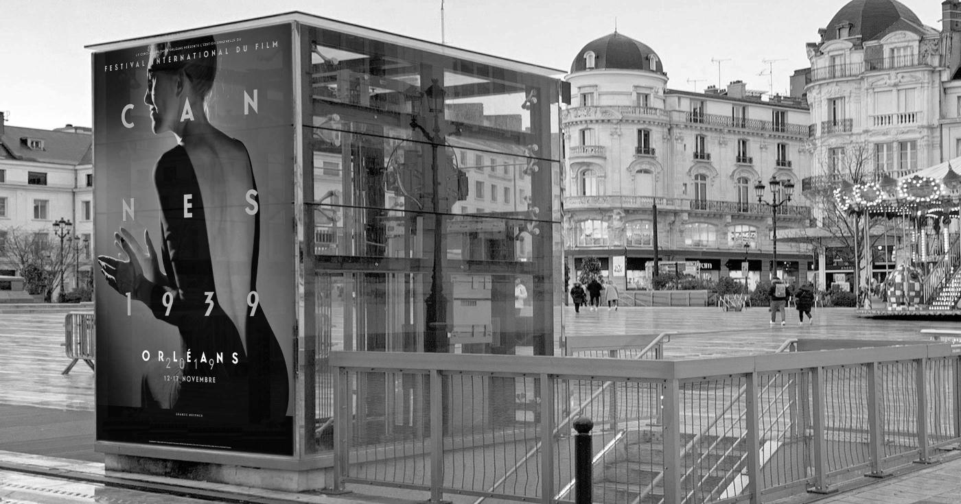 Festival de Cannes 1939 à Orléans 2019 - place du Martroi N&B