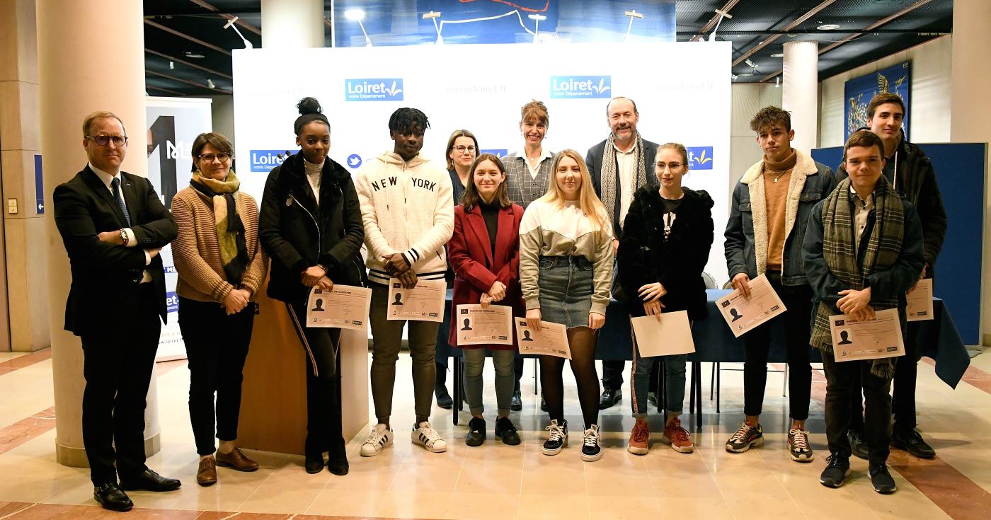 Permis de conduire financé pour huit jeunes de l'Aide sociale à l'enfance