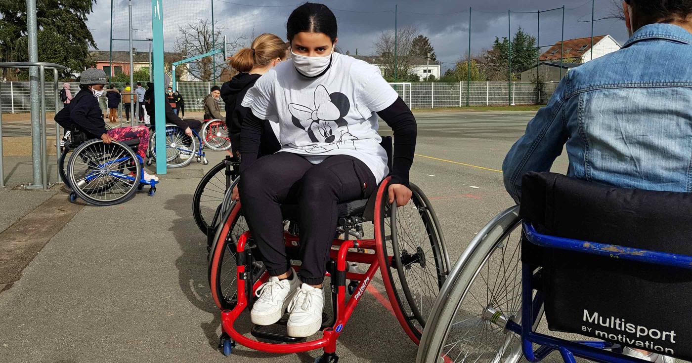 Dans le Loiret, on célèbre la semaine olympique et paralympique - élèves en fauteuil