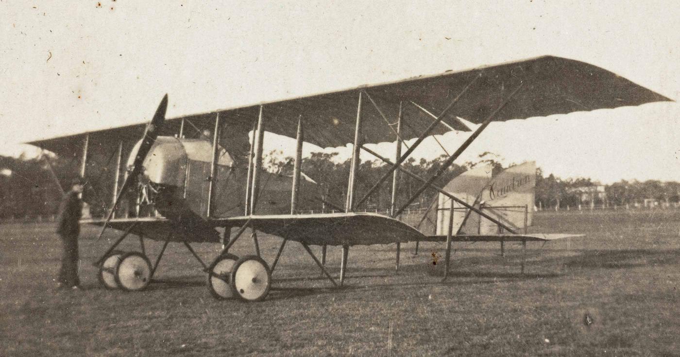 Les 100 ans d'Adrienne Bolland, aviatrice loirétaine d’exception ! Avion