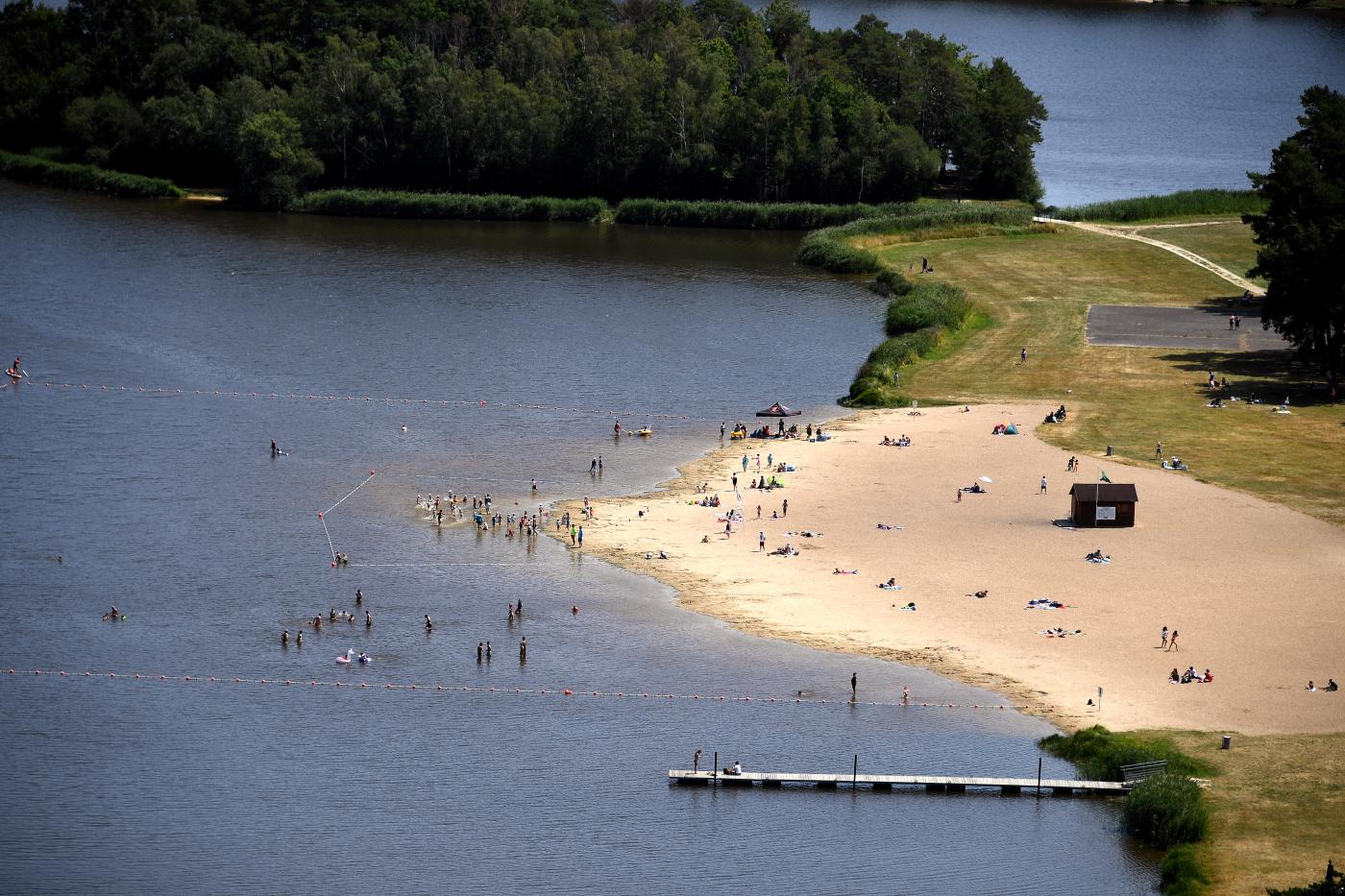 Canal d’Orléans : 70 km de véloroutes pour profiter du printemps - etang