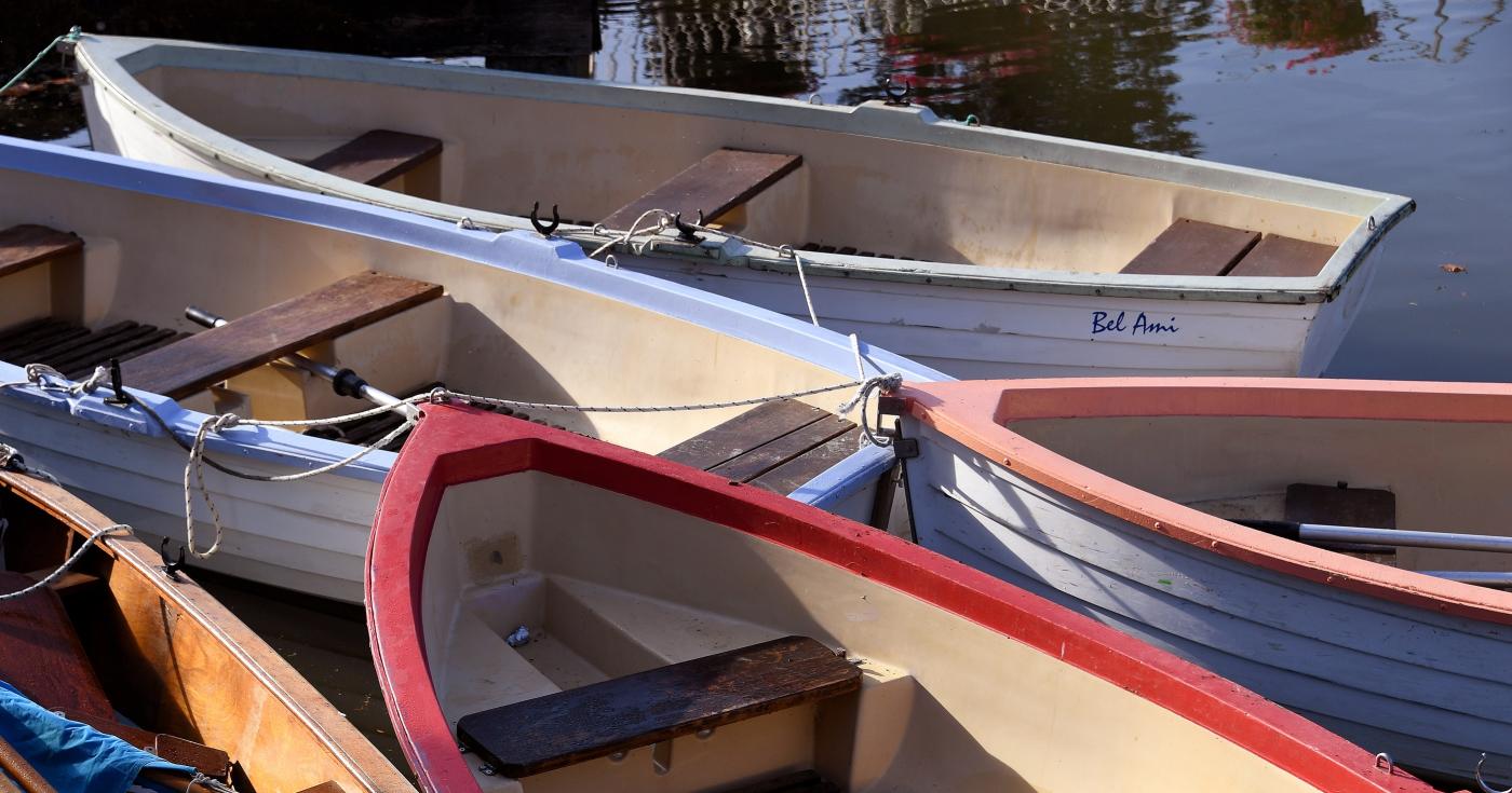 Barques sur le canal d'Orléans