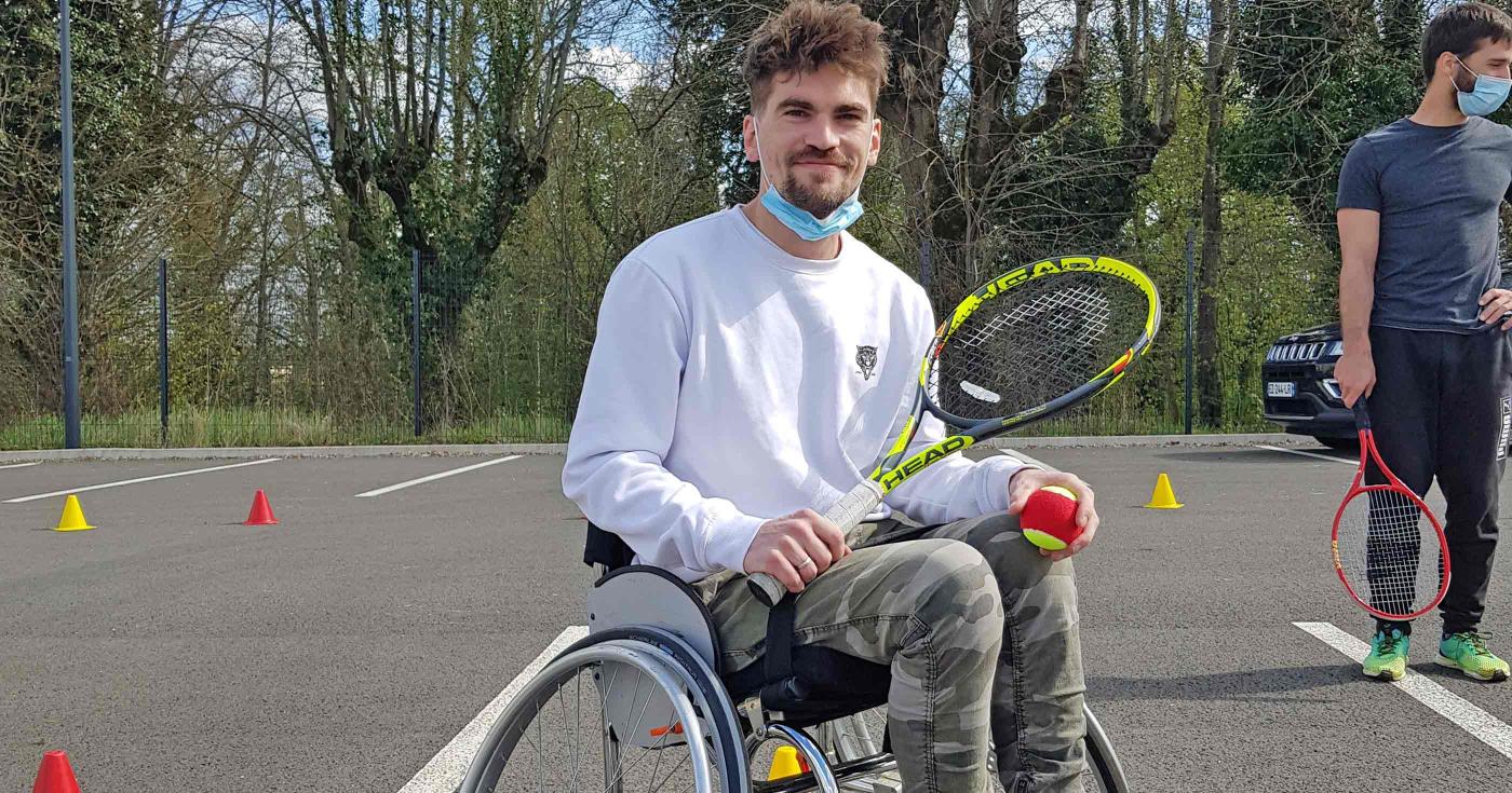 Loiret : le paratennis à l’honneur lors d’une séance de découverte au centre Les coteaux - Kévin