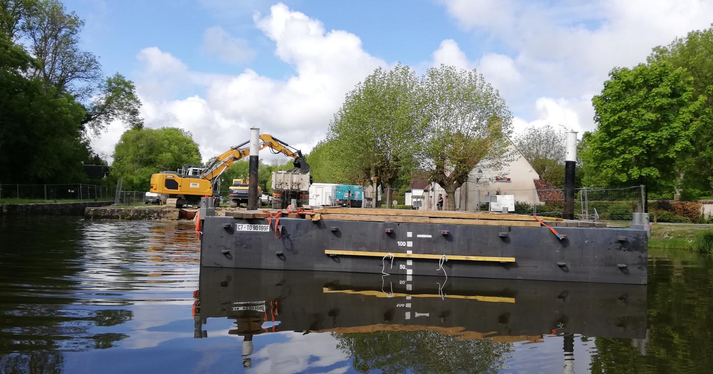 Travaux sur l'écluse de Vitry-aux-Loges