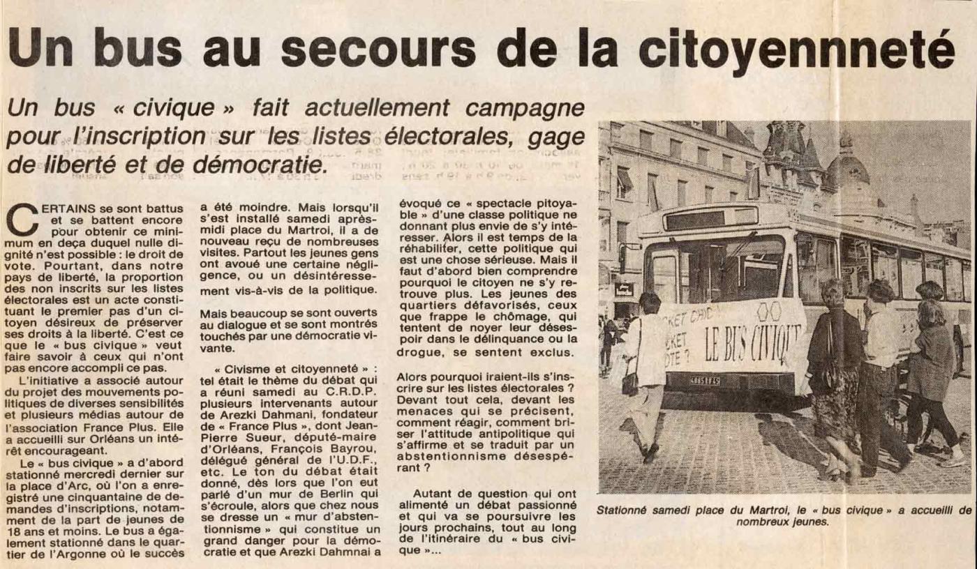 « Un bus au secours de la citoyenneté », article paru dans La Nouvelle République du Centre-Ouest, 26 février 1990