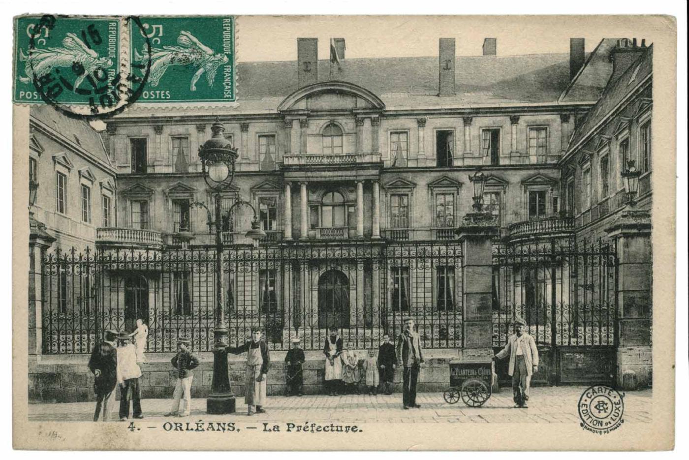 Préfecture du Loiret au début du XXe siècle.