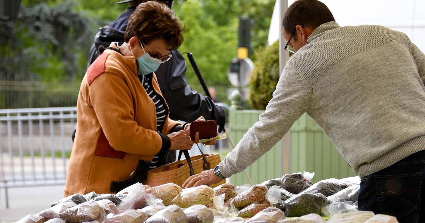 Loiret : le marché des producteurs s’installe au parc Pasteur à Orléans - lentilles