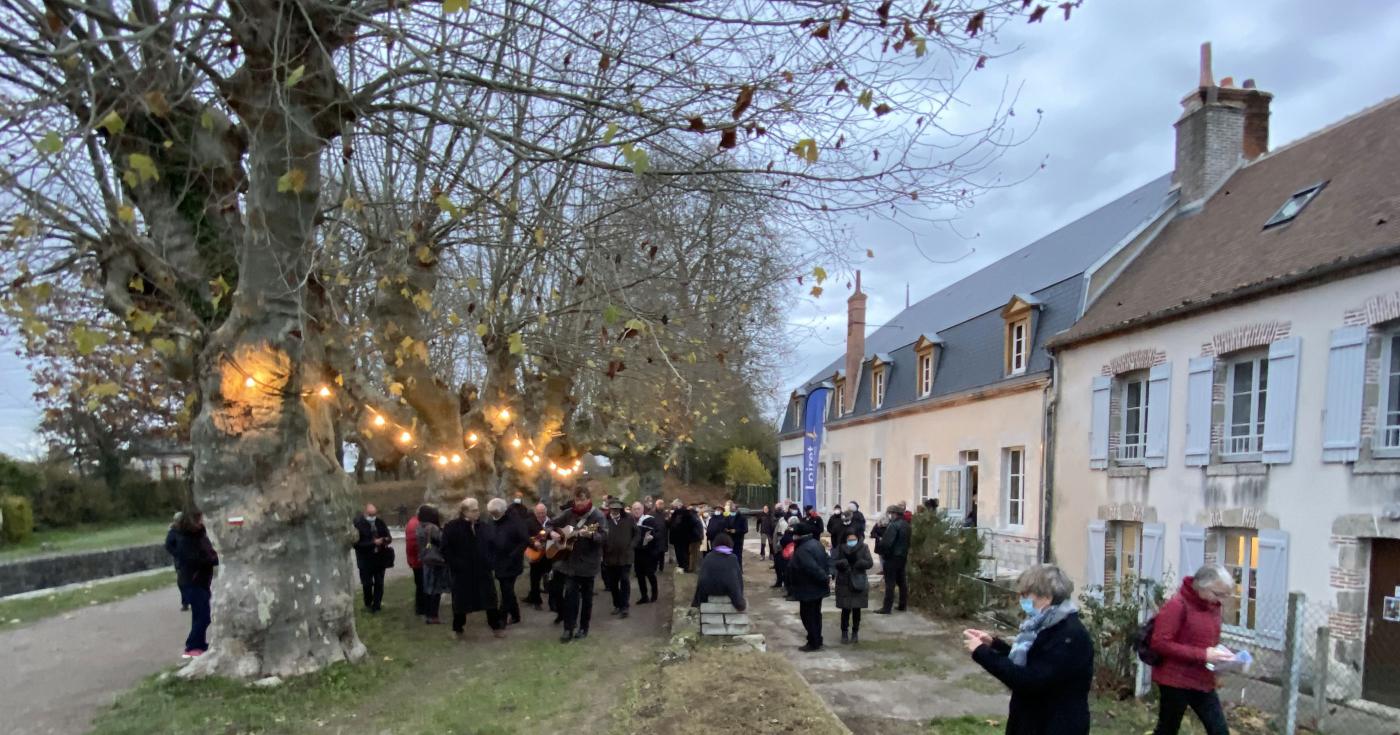 Ambiance festive pour la cérémonie d'acquisition du canal par le Département du Loiret