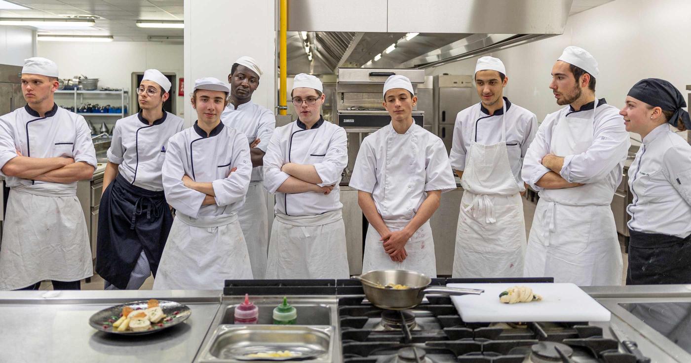 Menu signature, la future identité gastronomique du Loiret - CFA Orléans - le groupe qui postule pour le menu signature Loiret