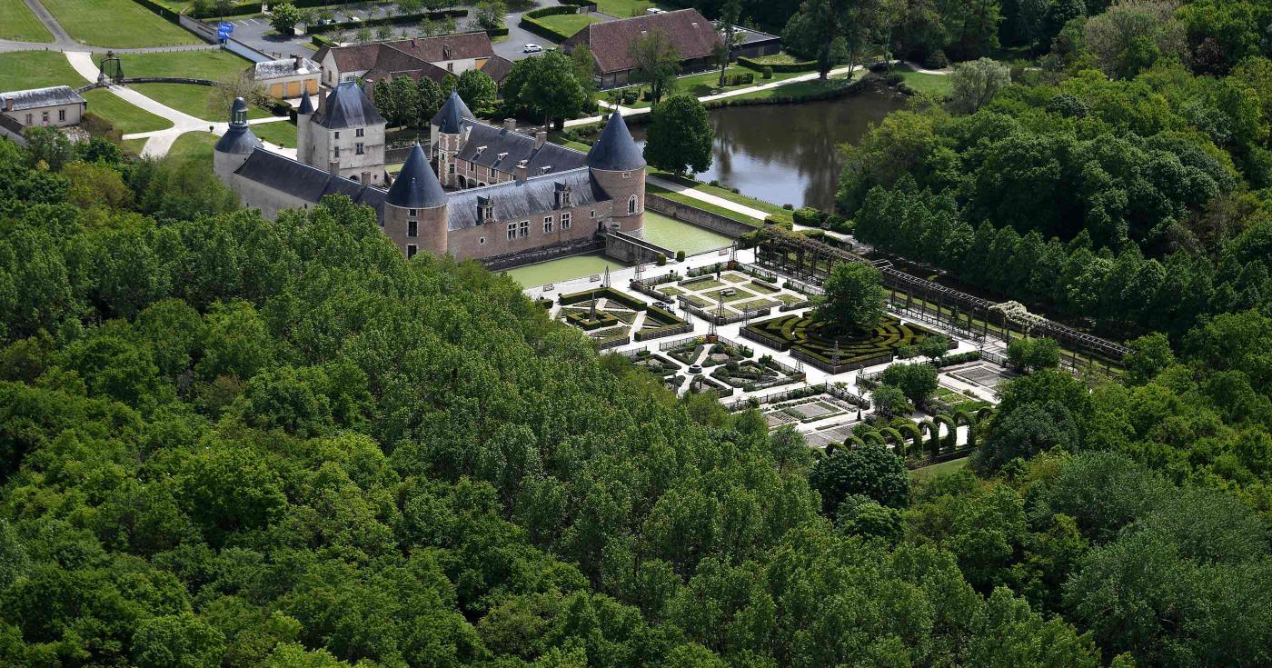 Les Rendez-vous de la nature dans le Loiret : édition 2022 - château de Chamerolles vu du ciel 