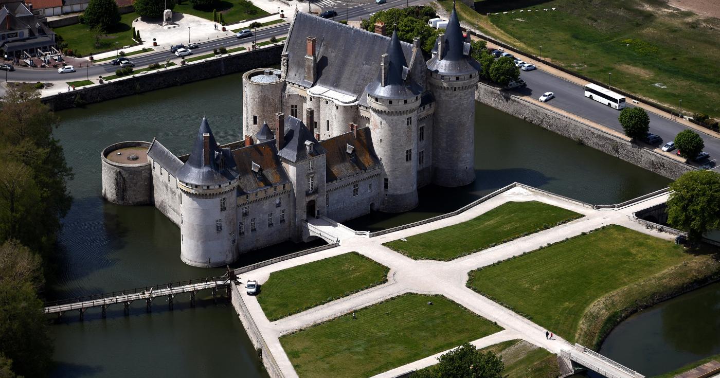 château sully sur loire