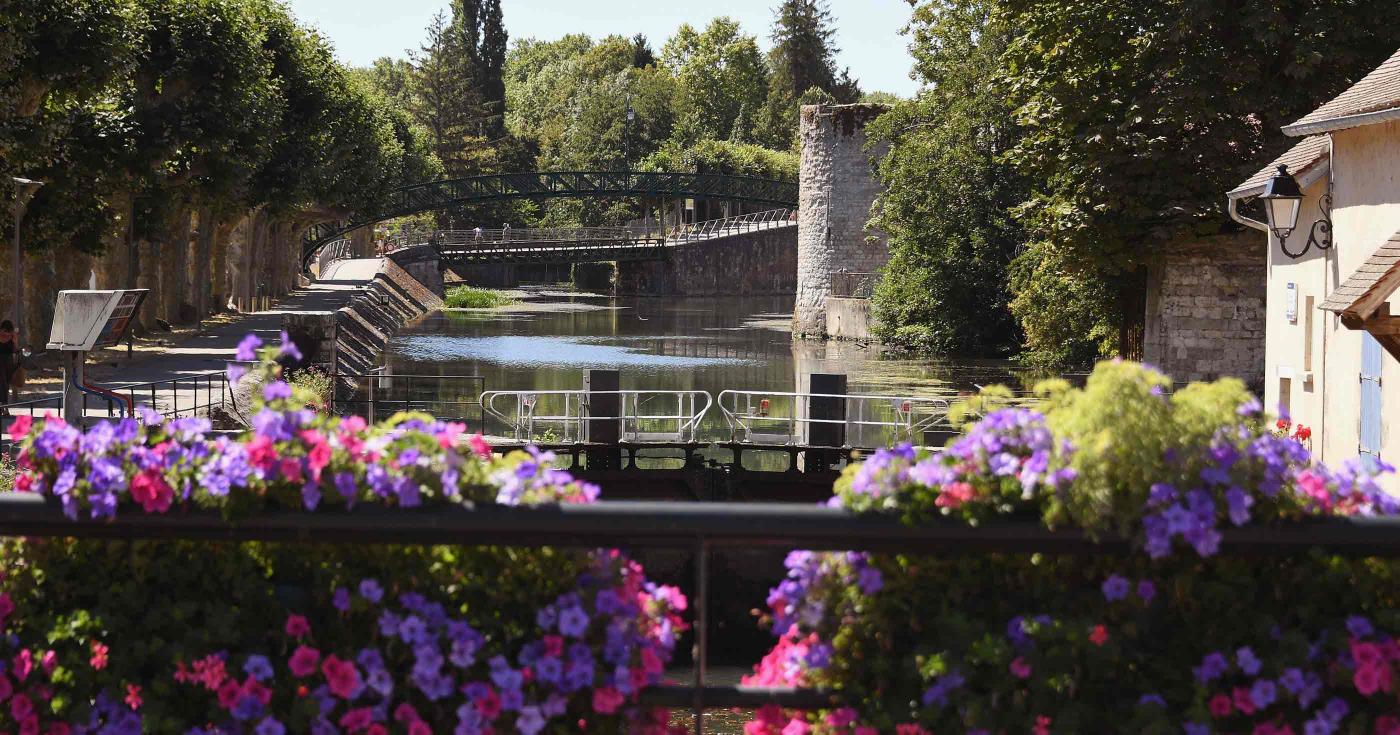 La fine fleur des villes, villages et jardins récompensée - Montargis 1