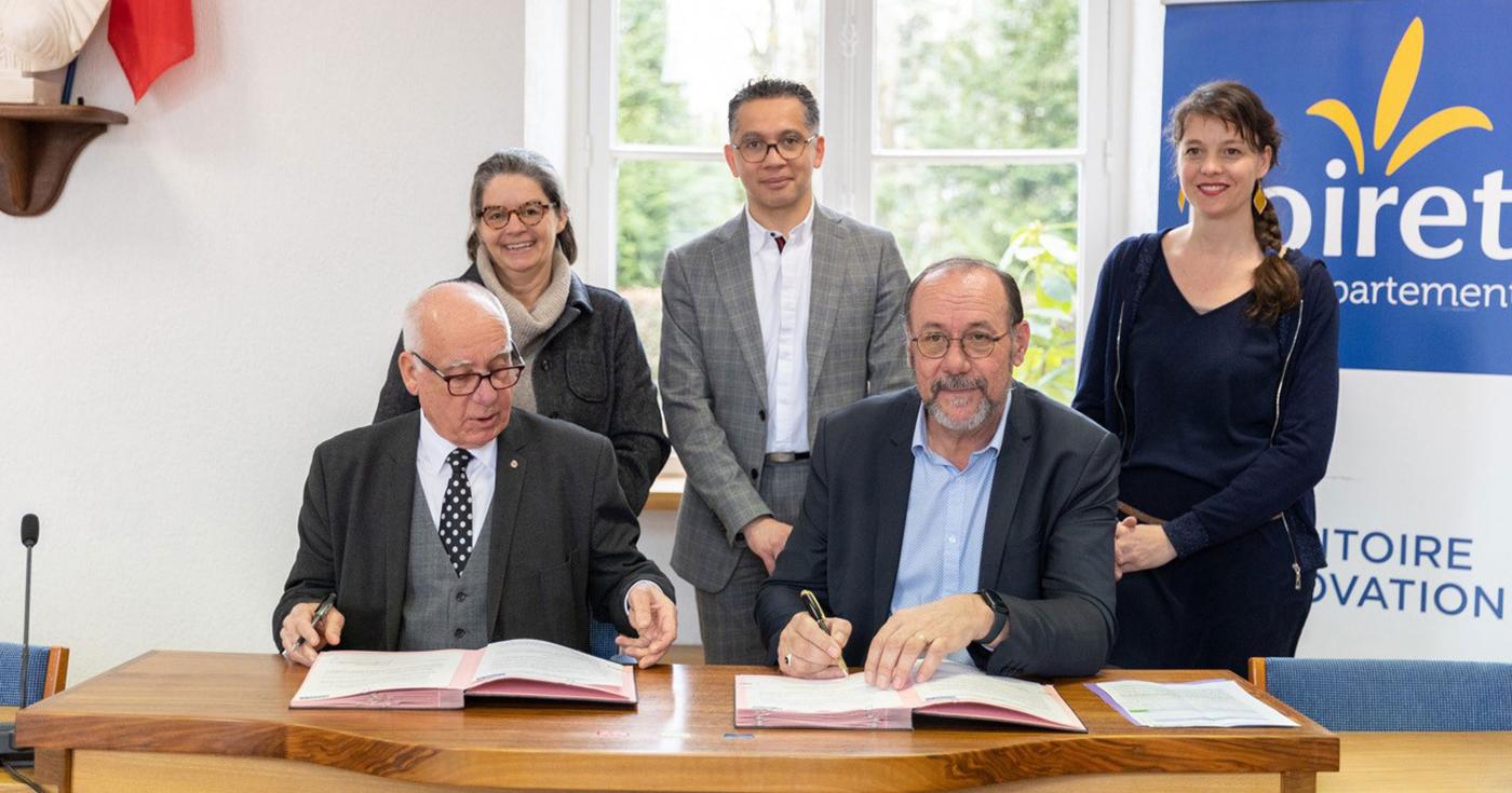 Signature de la convention pour la rénovation de l'église Saint-Étienne de Briare