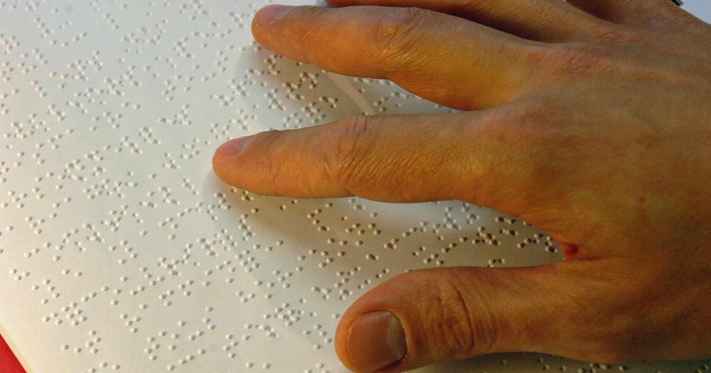 Les sites patrimoniaux du Département, handicap friendly* ! Texte en braille