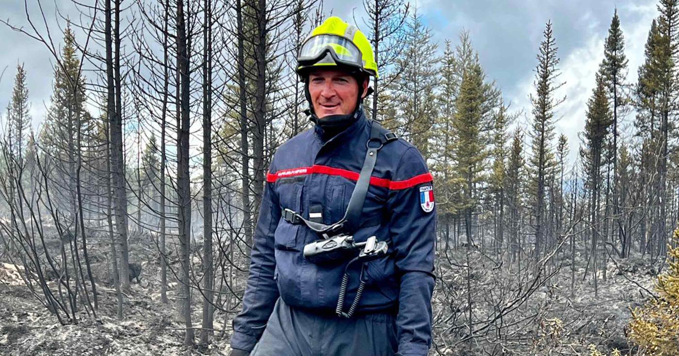 Des pompiers loirétains dans les Bouches-du-Rhône et au Canada - Nicolas Rosello dans une forêt dévastée