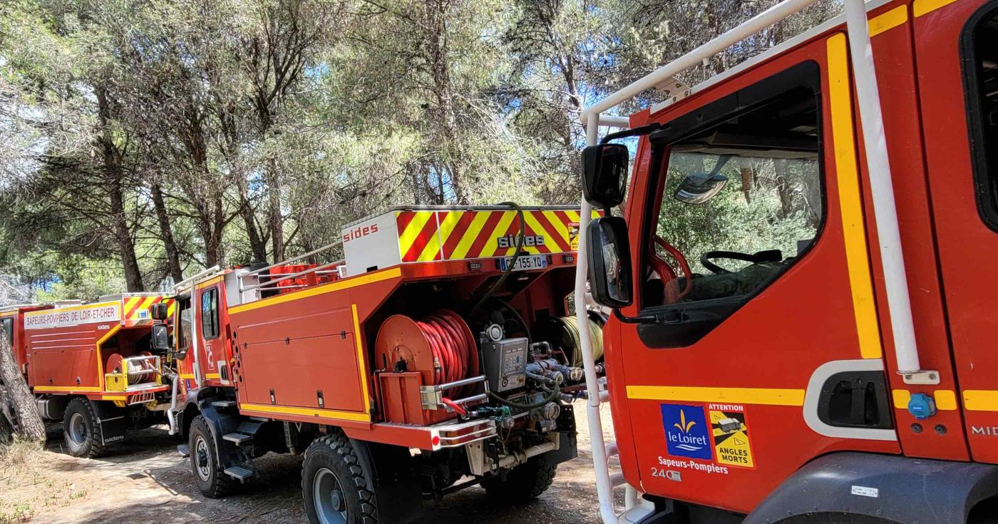 Les pompiers loirétains prêtent main forte au Canada et dans les Bouches-du-Rhône - camions citerne du Loiret dans la forêt