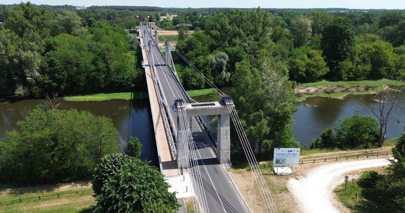 Vue aérienne du pont de Châtillon avec sa passerelle piétons-vélos